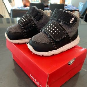 See Kai Run Toddler Boy Black High Top Sneakers, Washable